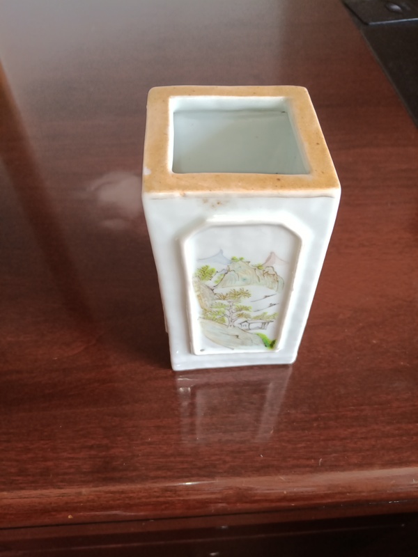 古玩陶瓷清代光緒淺絳彩花鳥詩紋四方筆筒拍賣,當前價格3980元