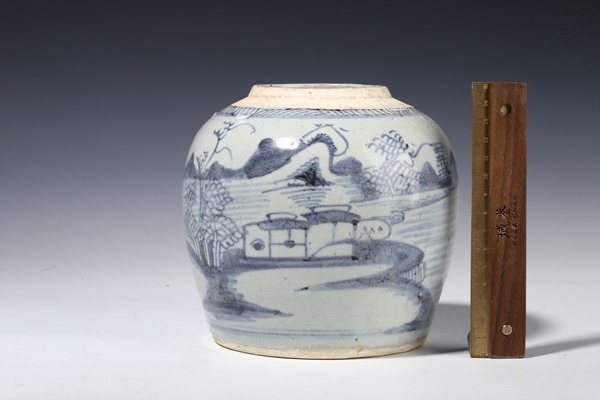 古玩陶瓷清中·青花山水風(fēng)景紋罐拍賣，當(dāng)前價(jià)格2600元