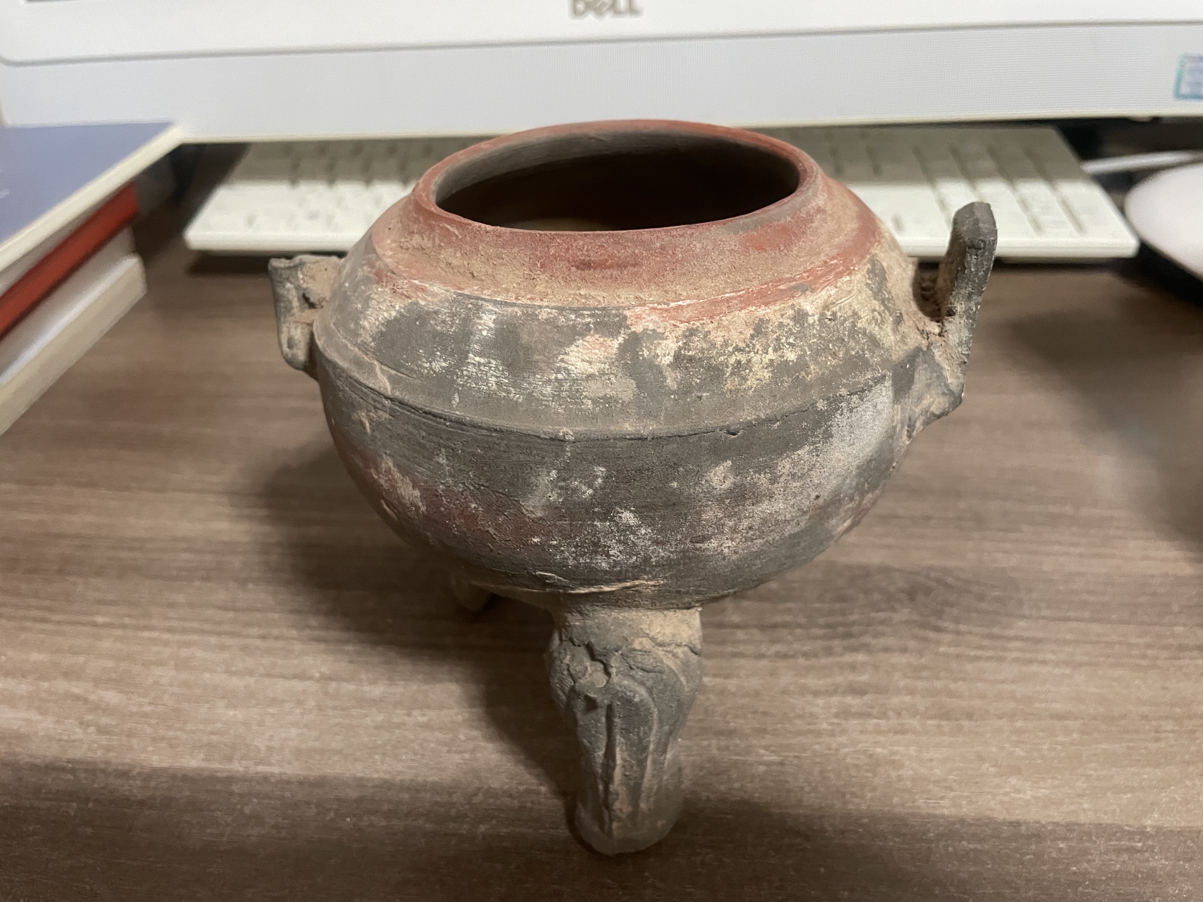 オブジェ中国古美術　中国古陶磁器　中国古玩　倣漢時代　明朝明代　褐釉　双耳　太鼓筒瓶　壺