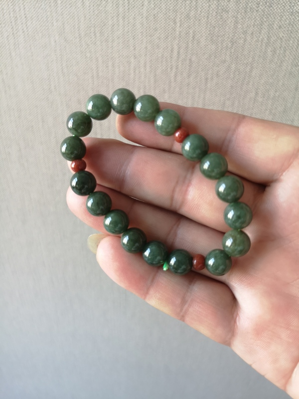 古玩玉器翡翠手鏈拍賣,當(dāng)前價(jià)格260元