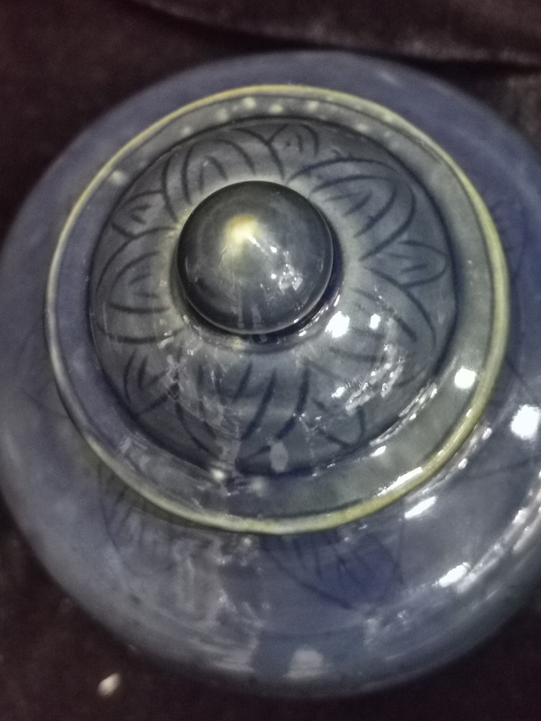古玩陶瓷霽藍釉刻花蓋罐拍賣,當前價格32000元