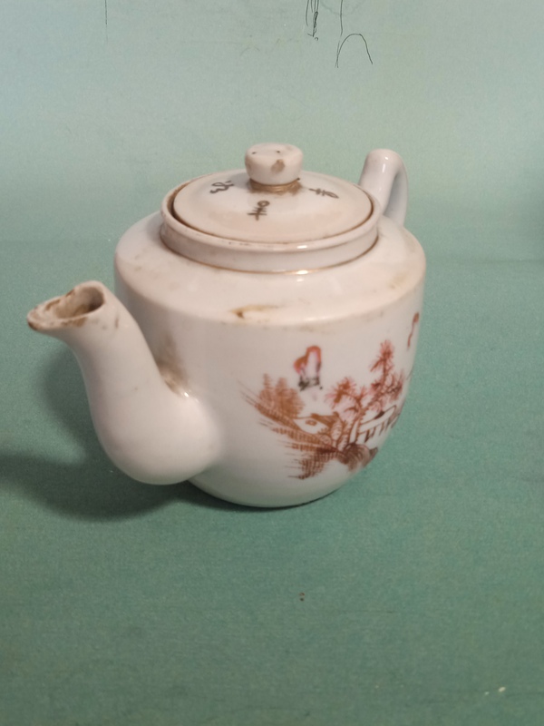 古玩陶瓷礬紅彩山水人物紋茶壺拍賣,當前價格399元