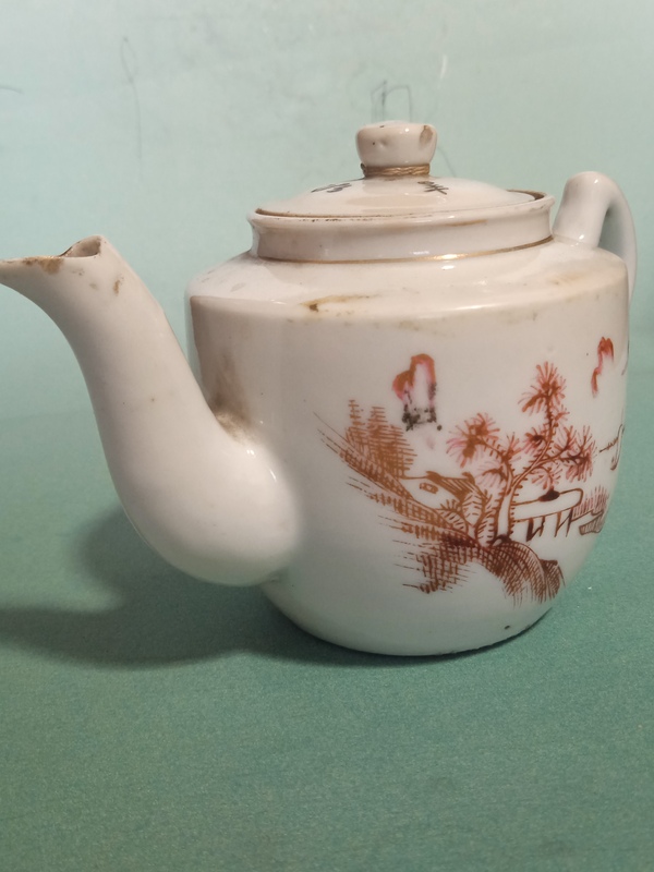 古玩陶瓷礬紅彩山水人物紋茶壺拍賣,當前價格399元