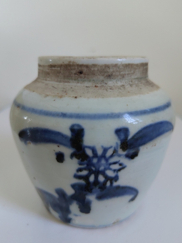 古玩陶瓷清中期福建窯口青花罐拍賣,當前價格1600元