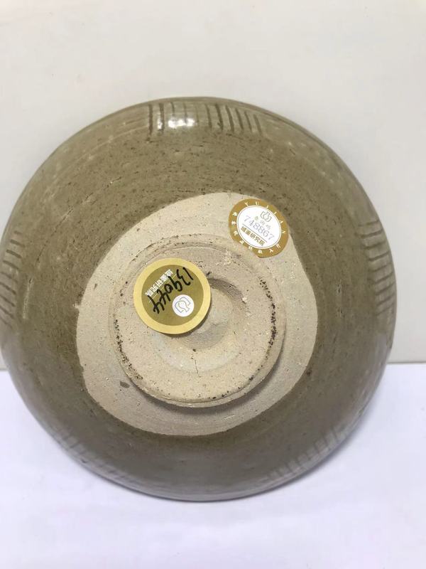 古玩陶瓷青釉劃花碗拍賣,當(dāng)前價格5800元