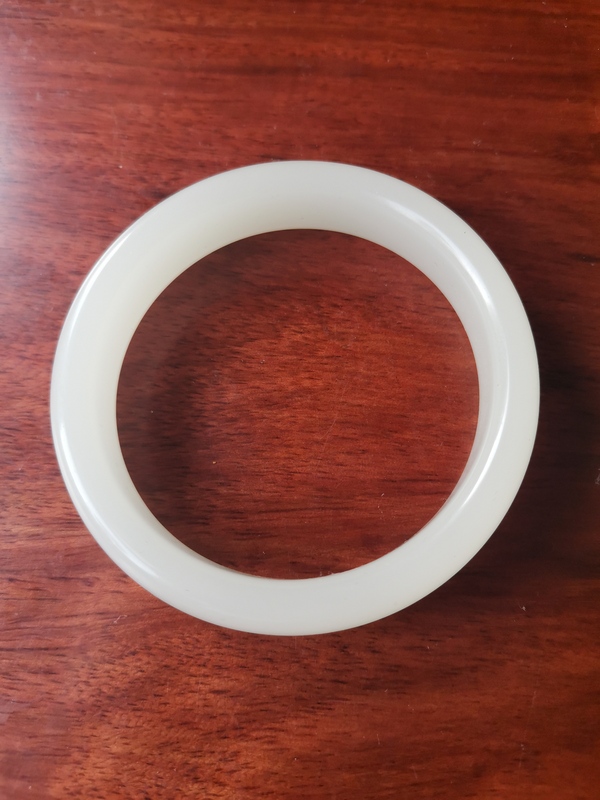 古玩玉器韓料玉手鐲拍賣,當(dāng)前價(jià)格520元