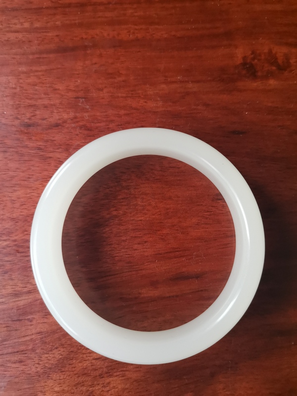古玩玉器韓料玉手鐲拍賣,當(dāng)前價(jià)格520元