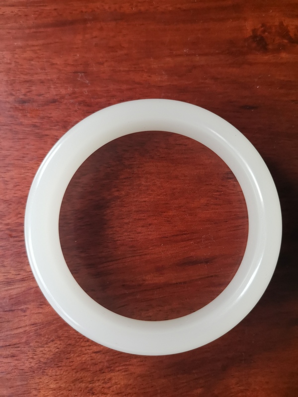 古玩玉器韓料玉手鐲拍賣,當(dāng)前價(jià)格520元