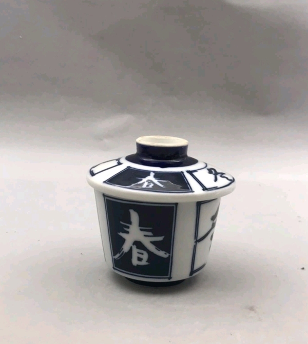 古玩陶瓷六十至八十年代春夏秋冬青花蓋杯拍賣,當前價格220元
