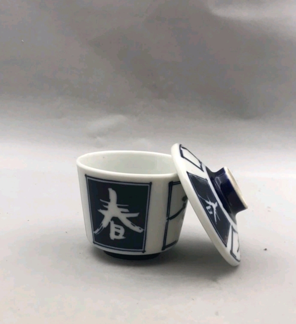 古玩陶瓷六十至八十年代春夏秋冬青花蓋杯拍賣,當前價格220元
