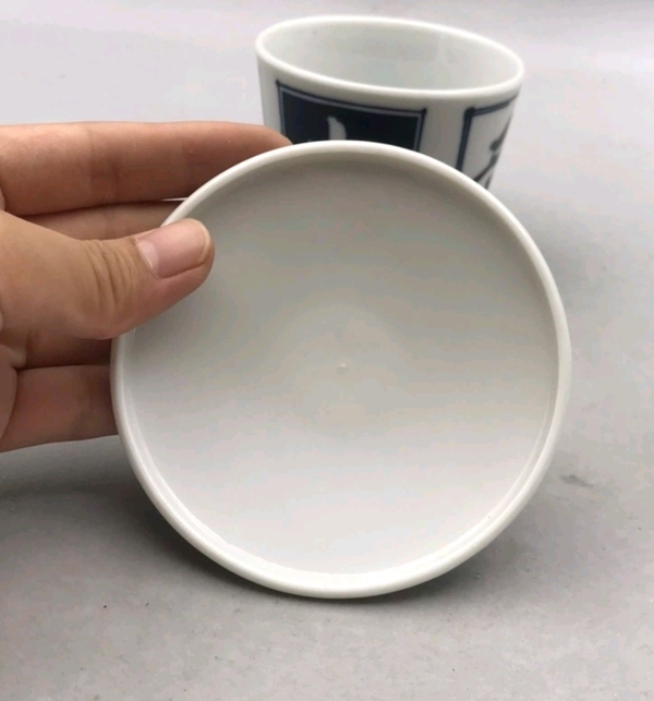 古玩陶瓷六十至八十年代春夏秋冬青花蓋杯拍賣,當前價格220元