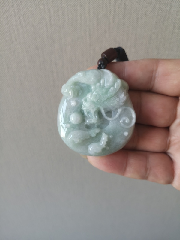 古玩玉器龍牌子拍賣,當前價格398元