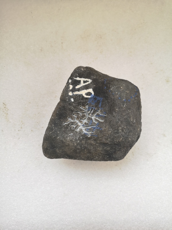 古玩玉器翡翠原石拍賣,當前價格1500元