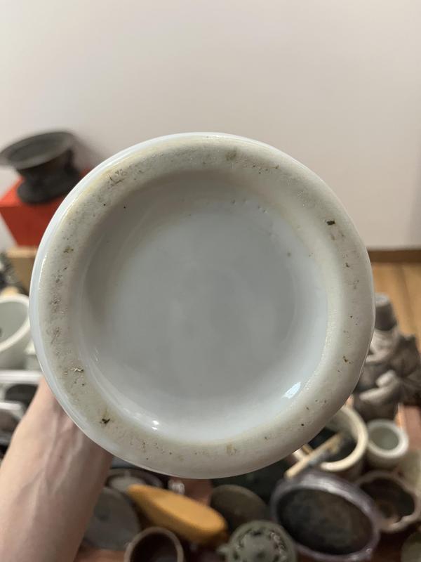 古玩陶瓷花卉紋蓋罐拍賣,當前價格10元