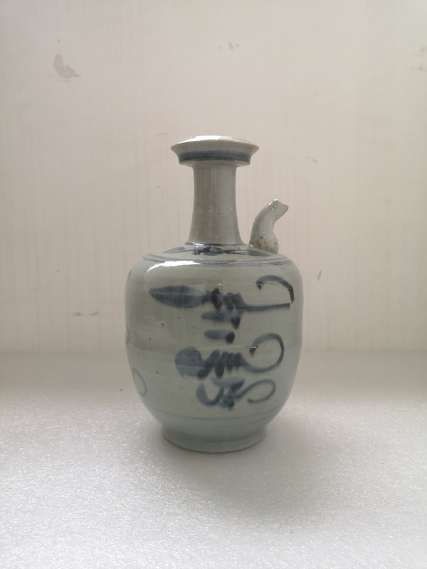 古玩陶瓷青花花卉紋酒壺拍賣,當(dāng)前價格980元