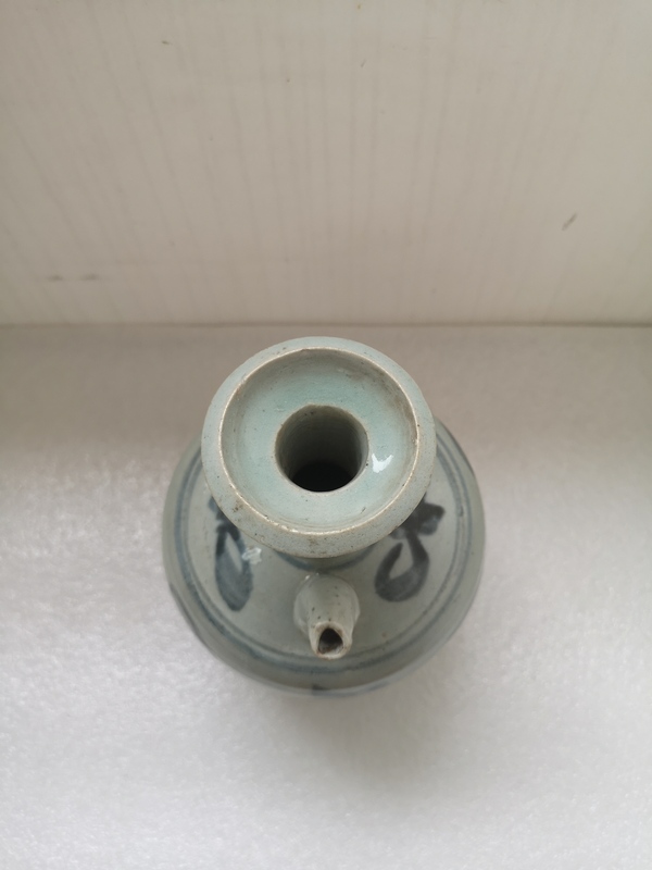 古玩陶瓷青花花卉紋酒壺拍賣,當(dāng)前價格980元