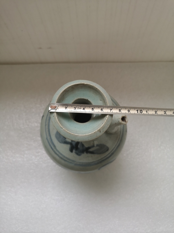 古玩陶瓷青花花卉紋酒壺拍賣,當(dāng)前價格980元