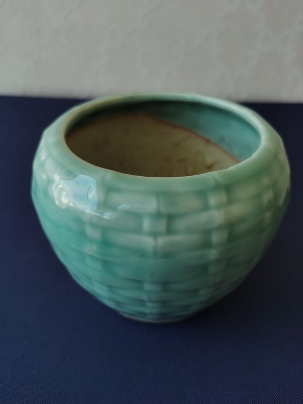 古玩陶瓷創(chuàng)匯期?綠釉竹簍型水盂拍賣，當(dāng)前價格886元