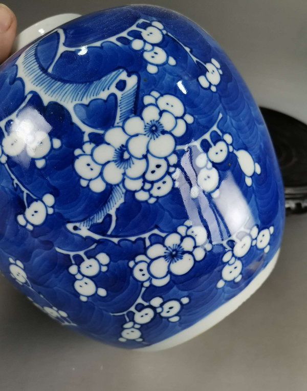 古玩陶瓷青花冰梅紋罐拍賣,當前價格1999元