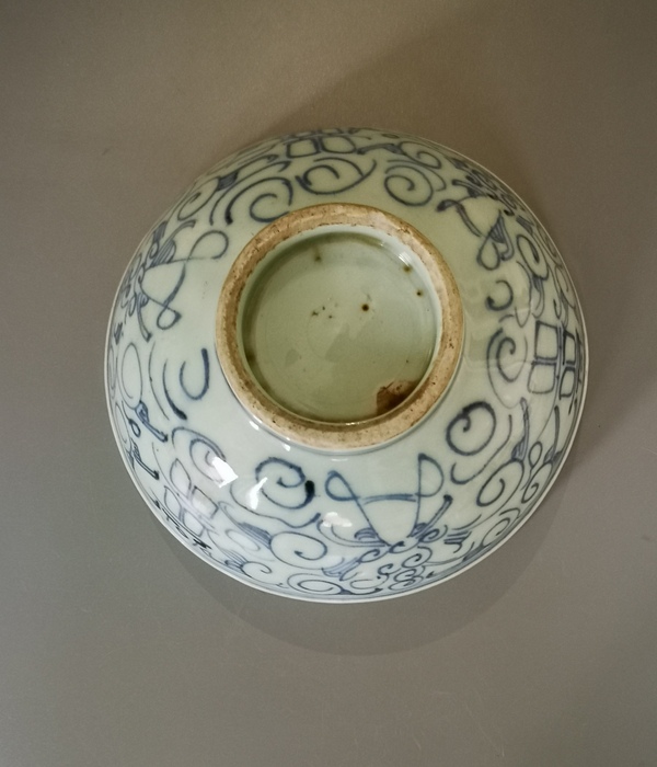 古玩陶瓷清中期.青花纏枝蓮喜字碗(1728-1780)拍賣,當(dāng)前價(jià)格1699元