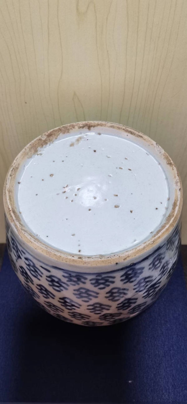 古玩陶瓷青花鳳眼紋罐拍賣,當前價格1600元