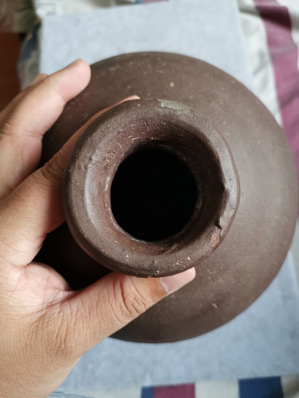 古玩陶瓷明代褐釉瓶梅瓶拍賣,當前價格1200元