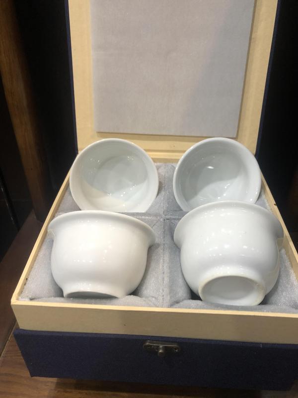 古玩陶瓷創匯?白釉杯拍賣，當前價格499元