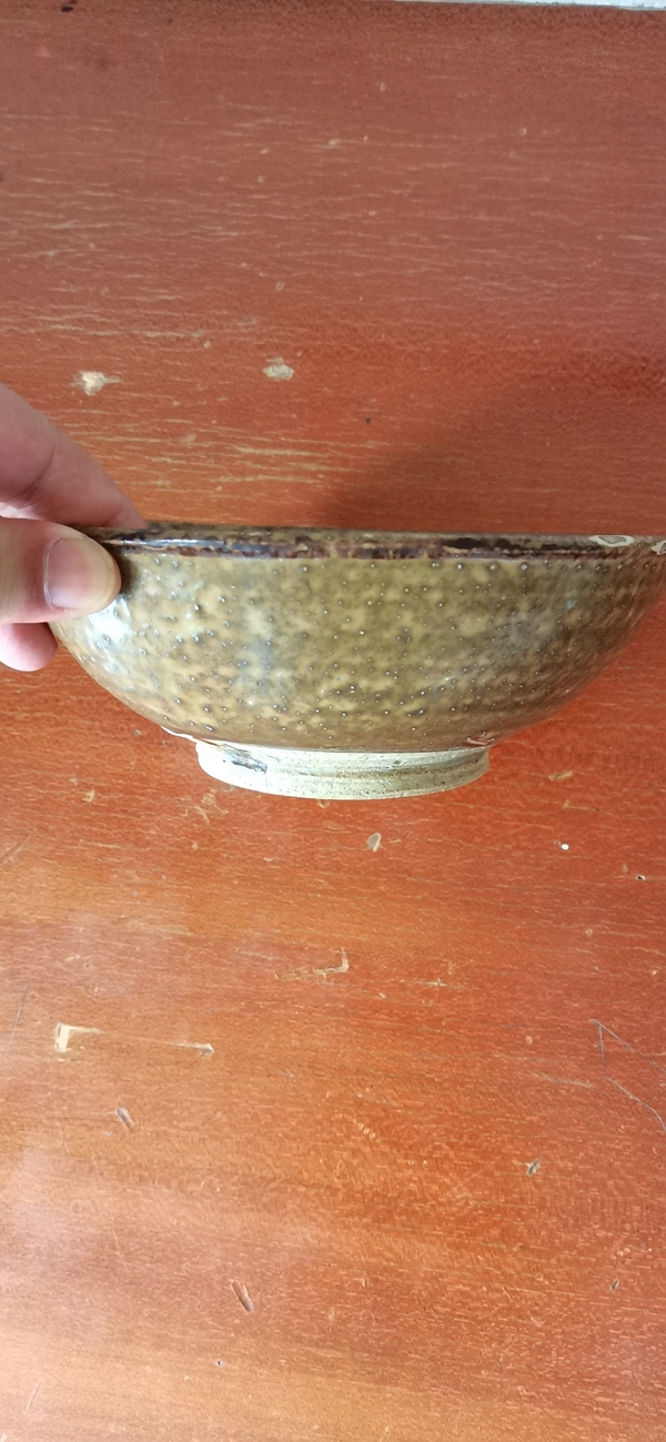 古玩陶瓷唐代褐釉餅足碗拍賣,當(dāng)前價(jià)格3000元