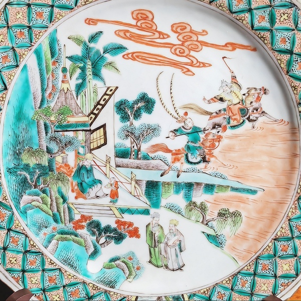 古玩陶瓷五彩呂布誅殺董卓折沿盤拍賣,當(dāng)前價(jià)格3800元