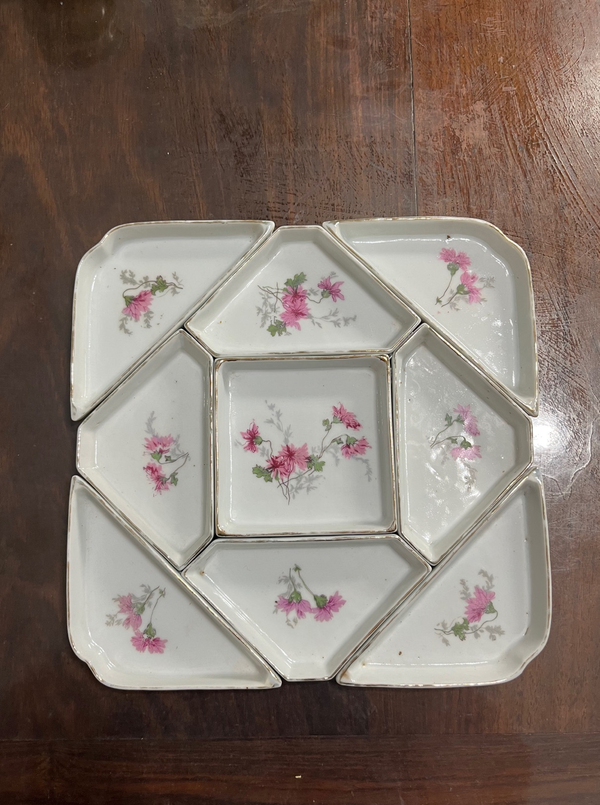 古玩陶瓷粉彩攢盤拍賣,當前價格1500元