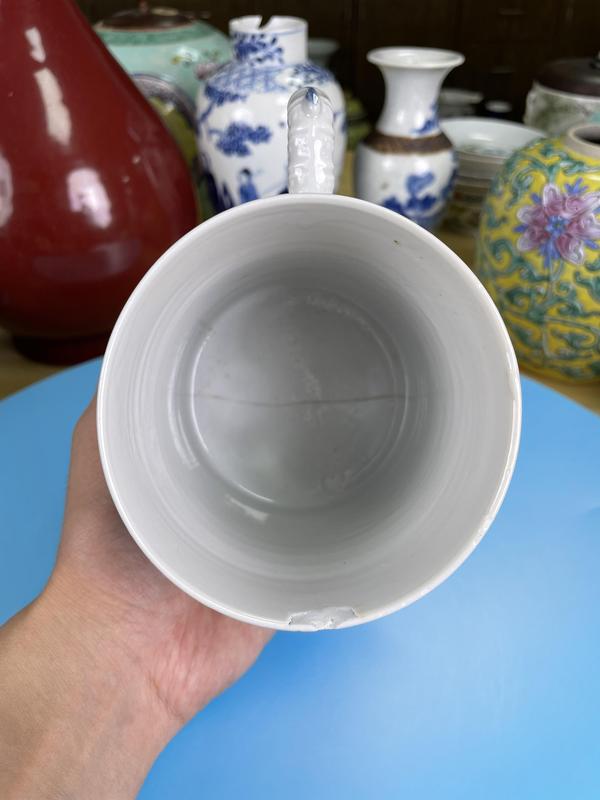 古玩陶瓷清乾隆 極品細路青花樓臺亭閣山水紋執杯拍賣,當前價格950元
