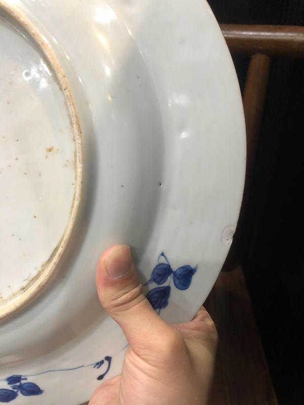 古玩陶瓷(新年放漏中)清-康熙-花卉紋青花大賞盤拍賣,當(dāng)前價(jià)格3890元
