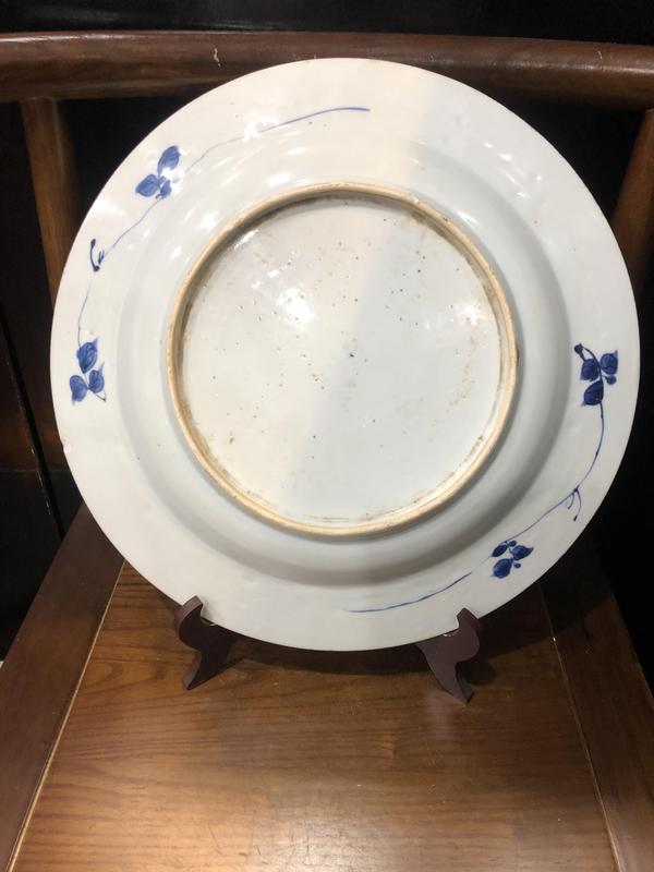 古玩陶瓷(新年放漏中)清-康熙-花卉紋青花大賞盤拍賣,當(dāng)前價(jià)格3890元