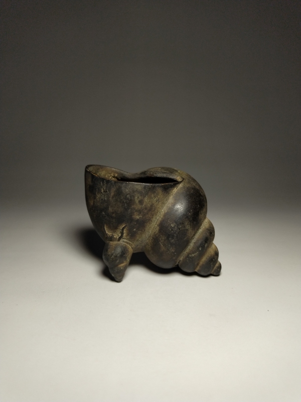 古玩铜器(实物鉴定)清代海螺形铜水盂拍卖，当前价格50000元