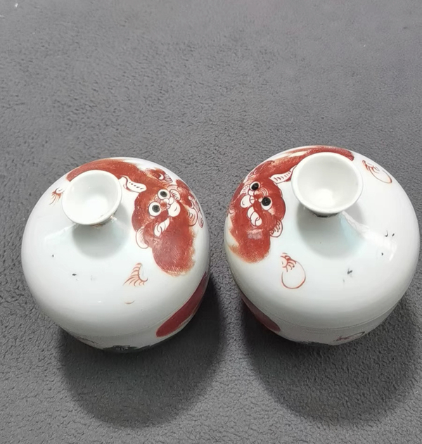 古玩陶瓷礬紅少師太保蓋罐一對拍賣,當前價格6000元