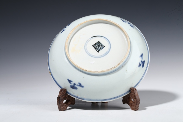 古玩陶瓷清雍正·青花夔龙纹盘拍卖，当前价格2912元