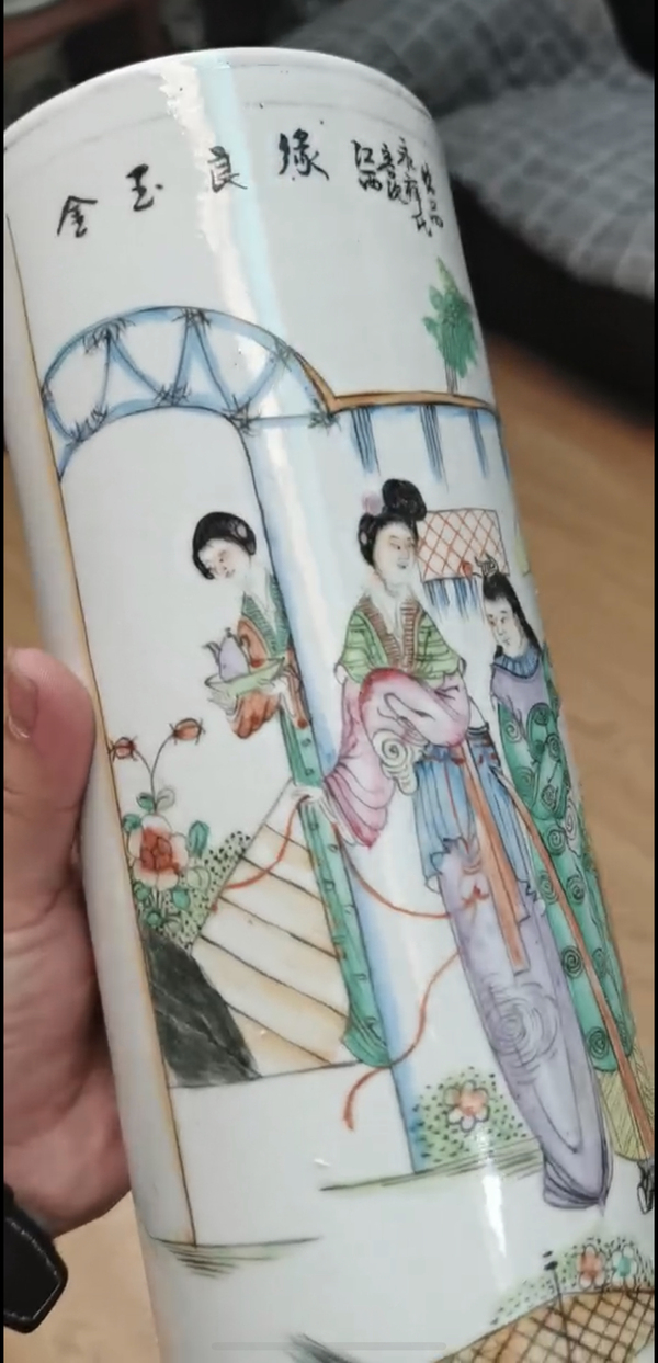 古玩陶瓷粉彩人物故事紋帽筒拍賣,當(dāng)前價格2000元
