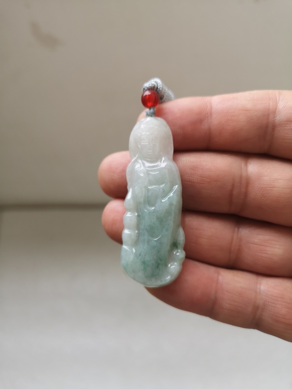 古玩玉器觀音拍賣(mài),當(dāng)前價(jià)格345元