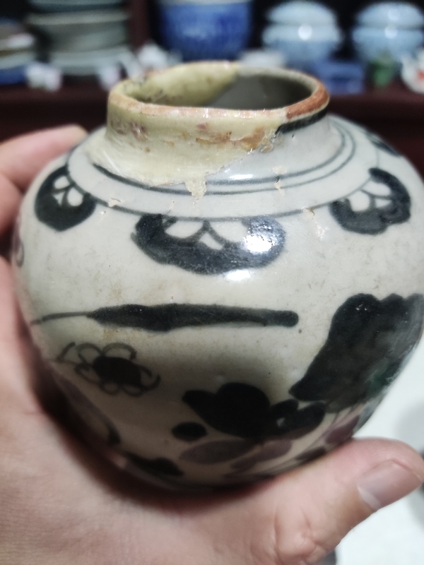 古玩陶瓷明晚期青花花卉紋罐拍賣,當前價格988元