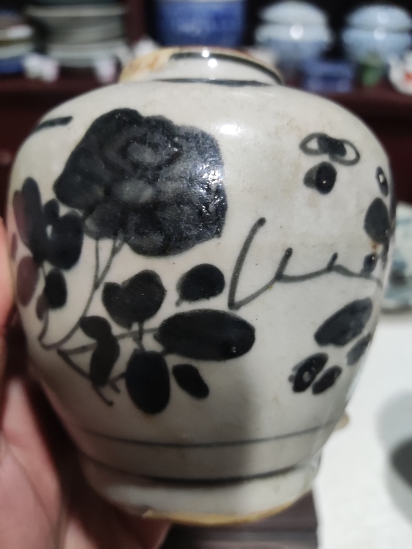 古玩陶瓷明晚期青花花卉紋罐拍賣,當前價格988元