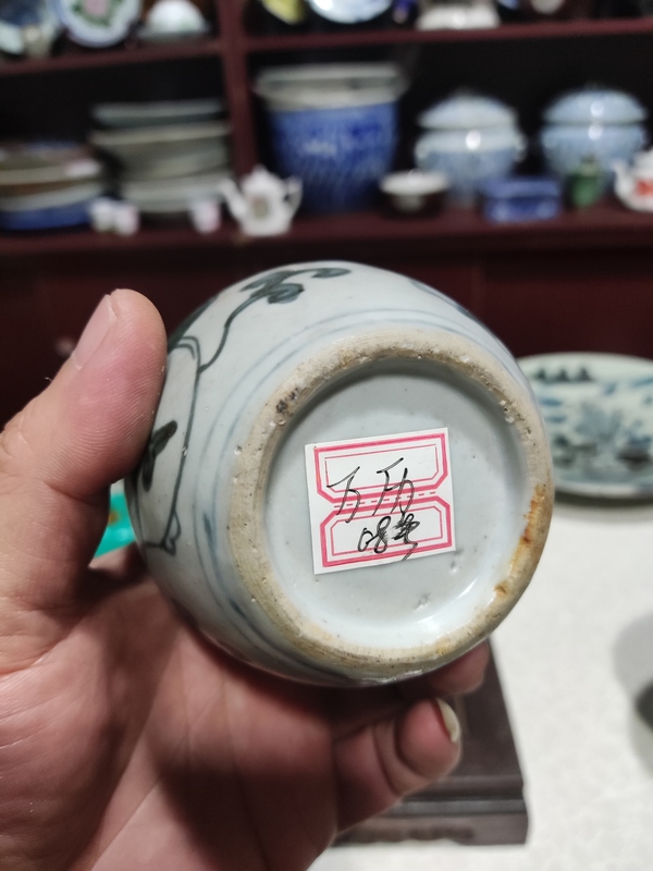 古玩陶瓷明晚期青花花卉紋罐拍賣,當(dāng)前價格1988元