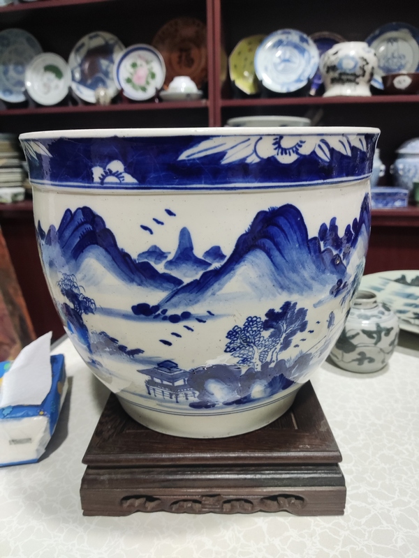 古玩陶瓷晚清山水紋青花缸拍賣,當前價格3688元