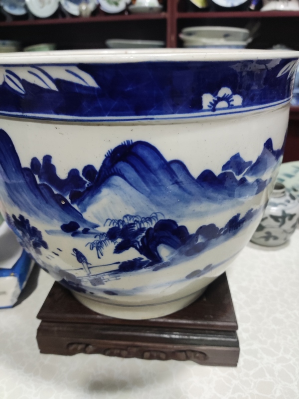 古玩陶瓷晚清山水紋青花缸拍賣,當前價格3688元