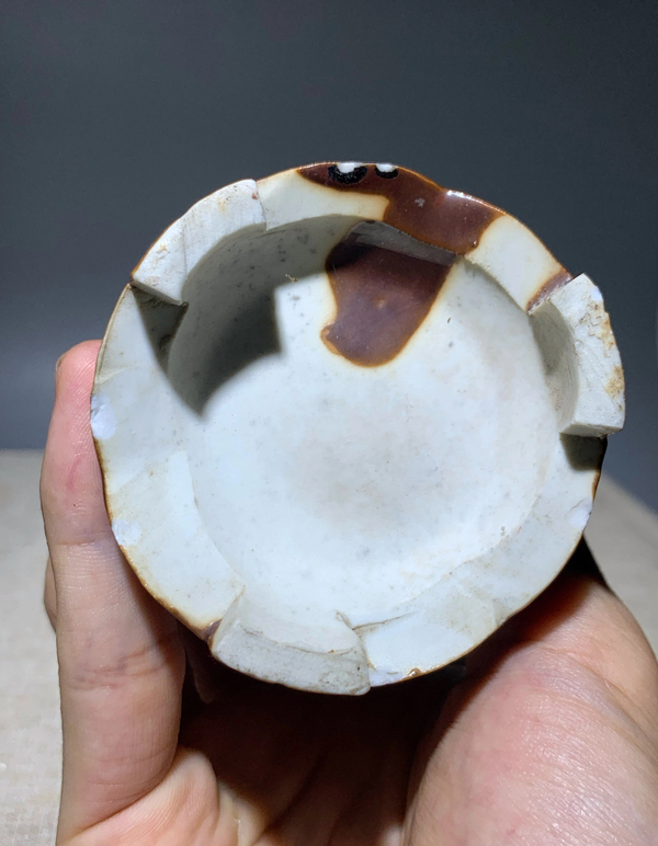 古玩陶瓷通透漂亮白釉珍珠地綠彩竹葉詩紋花口瓶拍賣,當(dāng)前價格1588元
