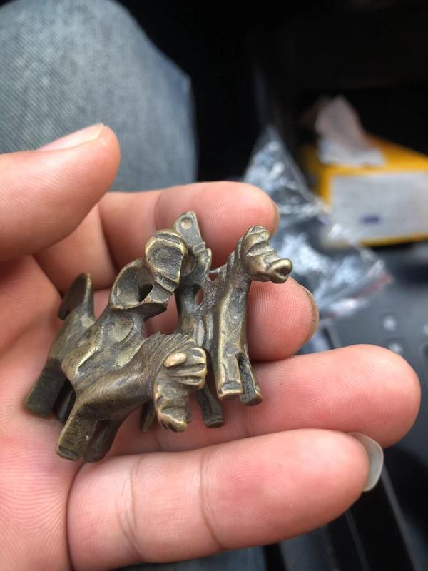 古玩銅器馬上封侯銅掛件拍賣,當前價格300元
