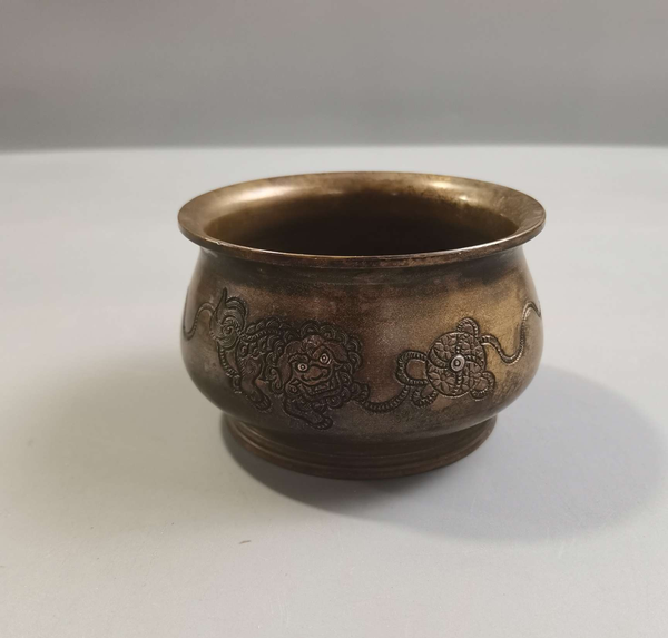 古玩轉賣小琴爐拍賣，當前價格0元