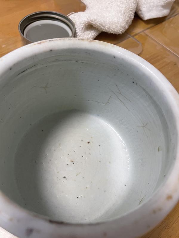 古玩陶瓷清代道光至咸豐纏枝花卉紋青花三足筒式香爐拍賣,當前價格1288元