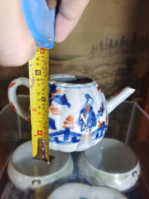 古玩陶瓷康熙仕女壺就賣瓷片錢拍賣,當(dāng)前價(jià)格999元