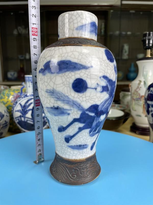 古玩陶瓷清道光 精品哥釉青花刀馬人物紋梅瓶拍賣,當前價格2900元