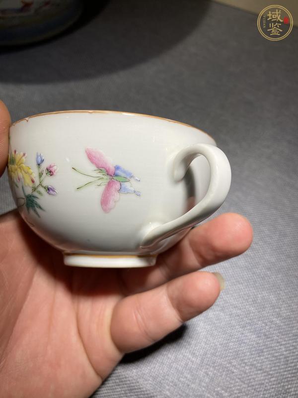 古玩陶瓷粉彩花卉把杯真品鑒賞圖